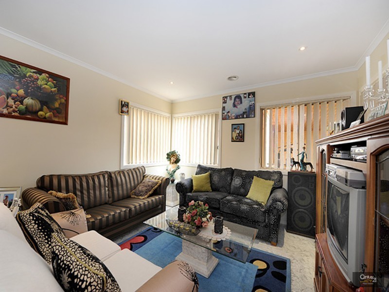 28 Merriwee Grove, Narre Warren South VIC 3805