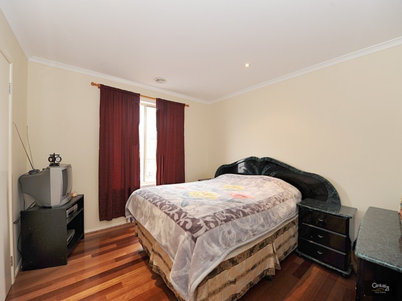 28 Merriwee Grove, Narre Warren South VIC 3805