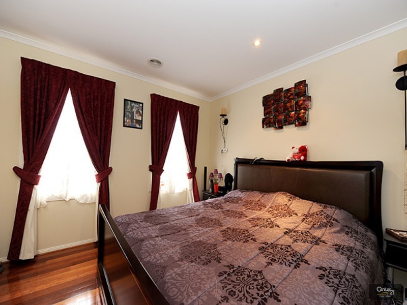 28 Merriwee Grove, Narre Warren South VIC 3805