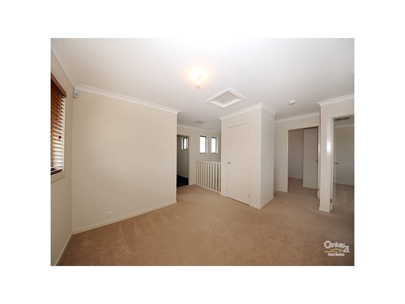 33 Premier Drive, Berwick VIC 3806