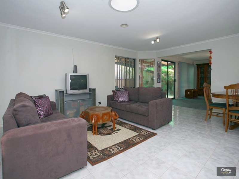 42 Tangerine Drive, Narre Warren South VIC 3805