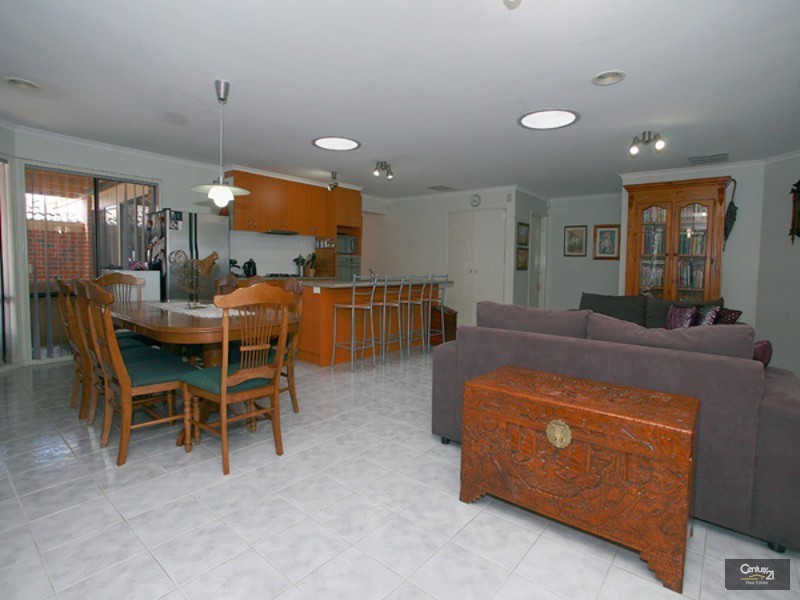 42 Tangerine Drive, Narre Warren South VIC 3805