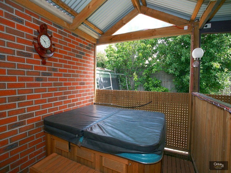 42 Tangerine Drive, Narre Warren South VIC 3805