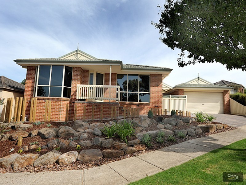 55 The Boulevard, Narre Warren South VIC 3805