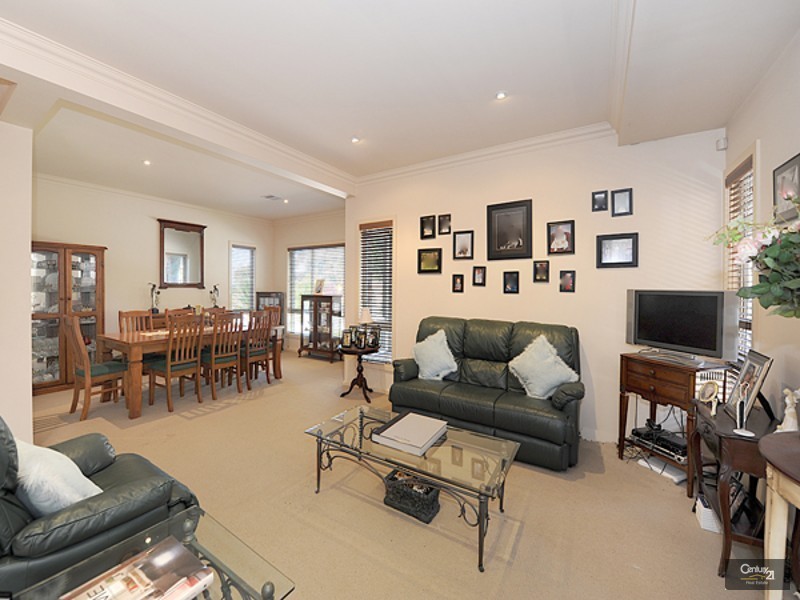 29 Tilbavale Close, Hallam VIC 3803