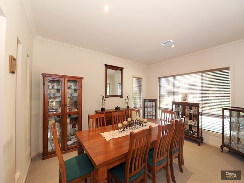 29 Tilbavale Close, Hallam VIC 3803