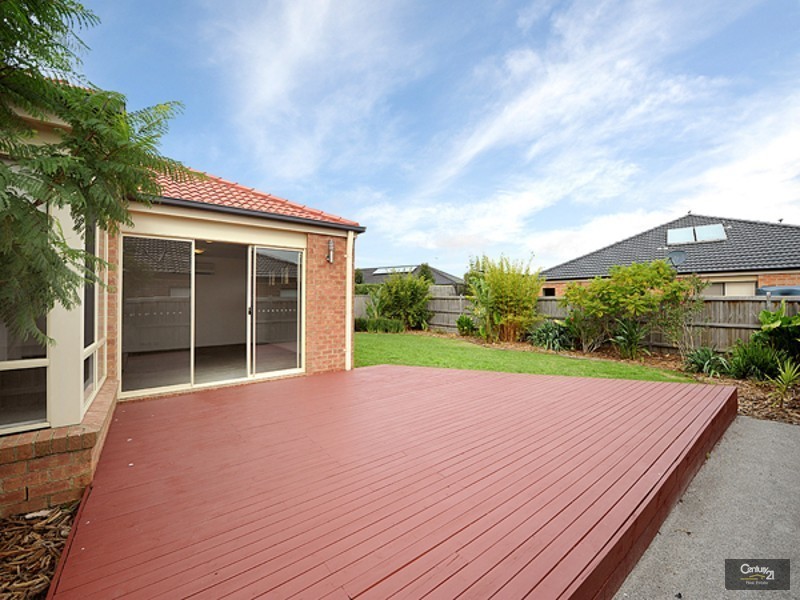 9 Parkvista Place, Berwick VIC 3806