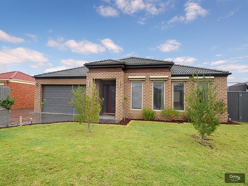 23 Bundoran Avenue, Cranbourne VIC 3977