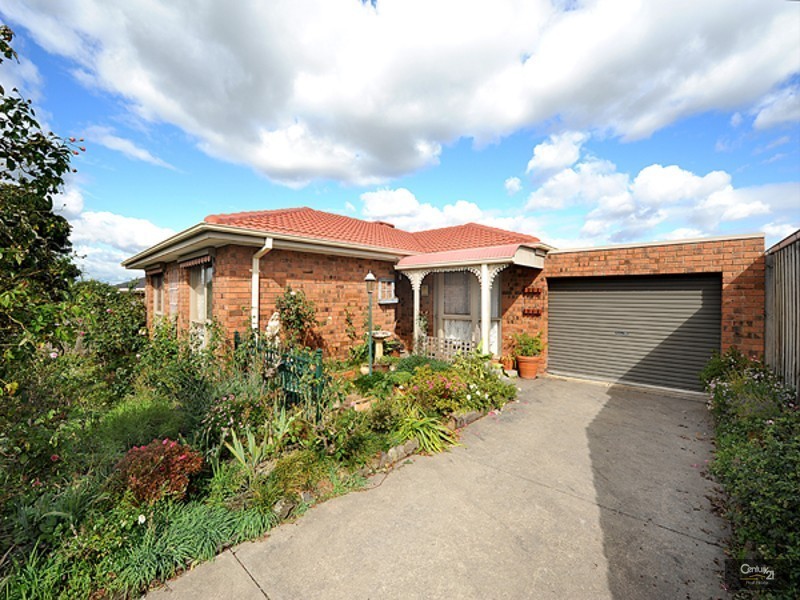 21 Glenburn Drive, Hallam VIC 3803