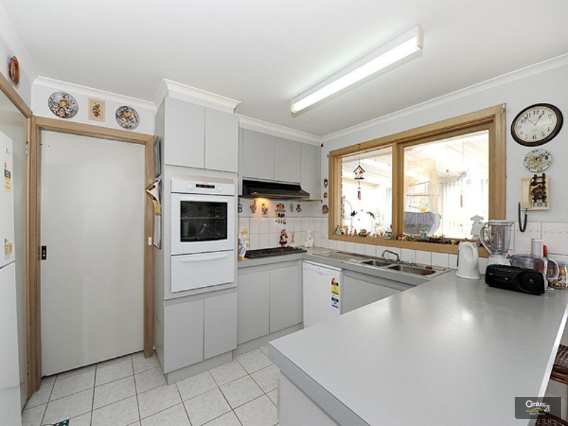 21 Glenburn Drive, Hallam VIC 3803