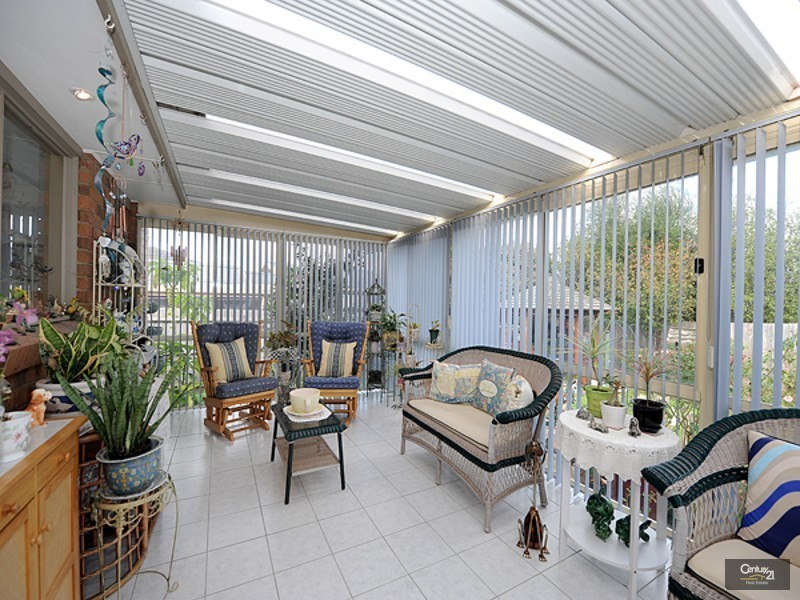 21 Glenburn Drive, Hallam VIC 3803