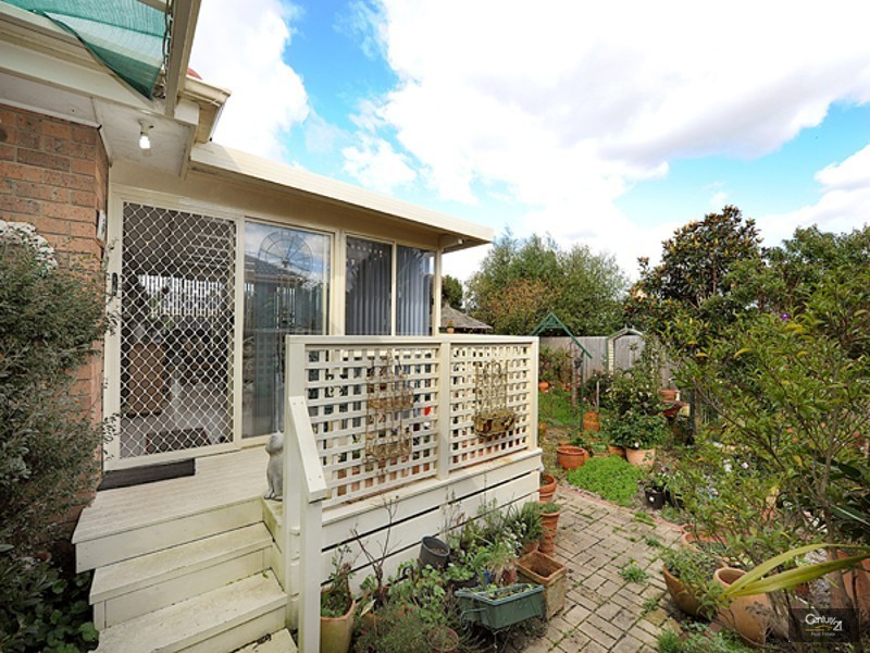 21 Glenburn Drive, Hallam VIC 3803