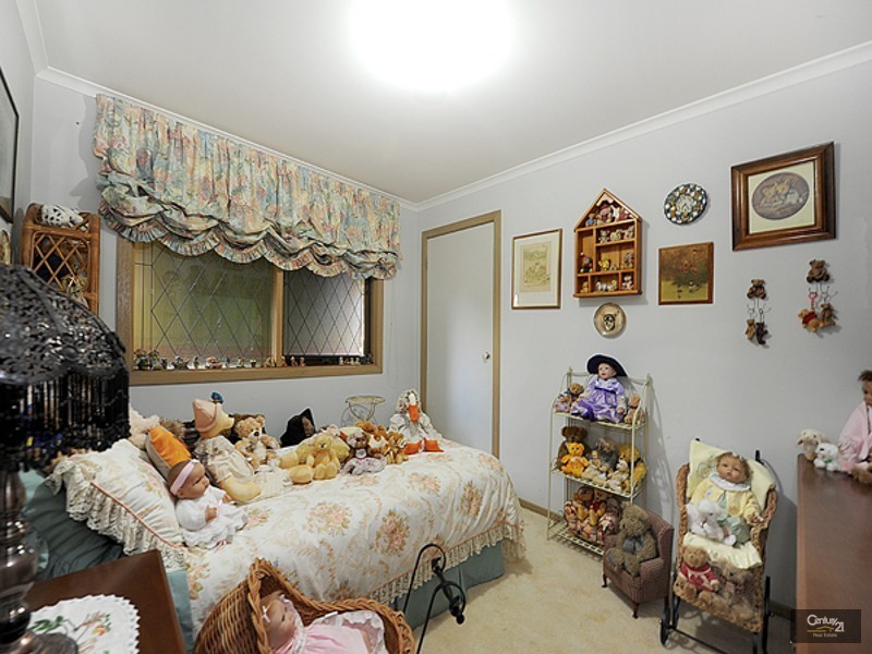 21 Glenburn Drive, Hallam VIC 3803