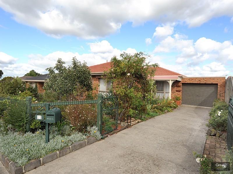 21 Glenburn Drive, Hallam VIC 3803