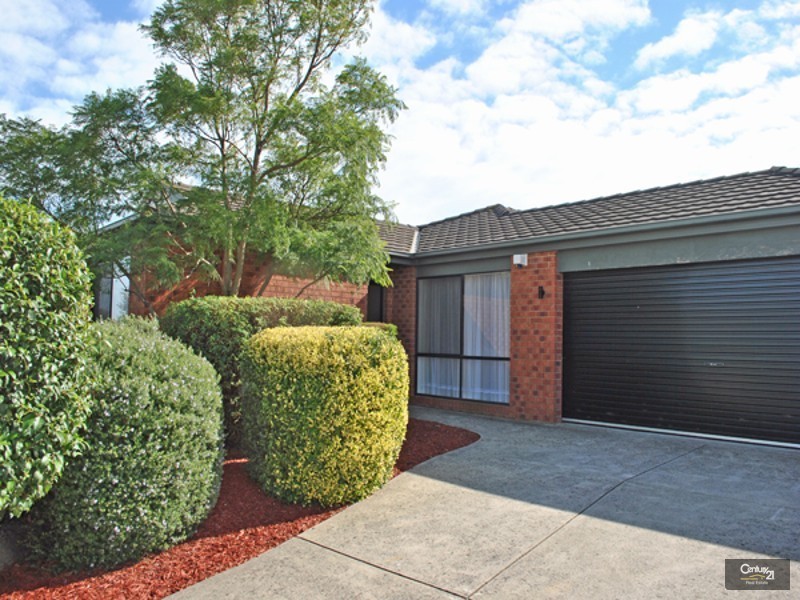 30 Lighthorse Crescent, Narre Warren South VIC 3805