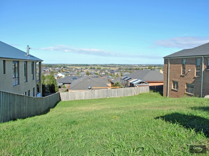 31 Glenview Rise, Berwick VIC 3806