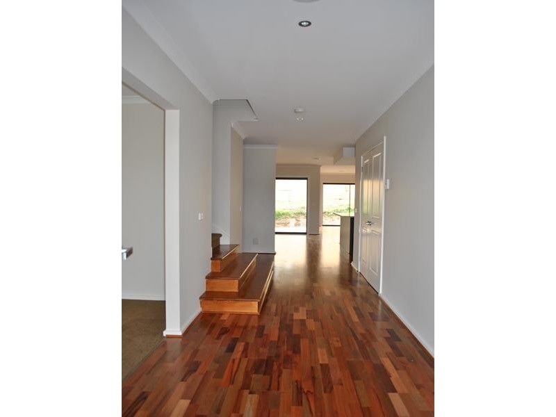 26 Bushlark Street, Berwick VIC 3806