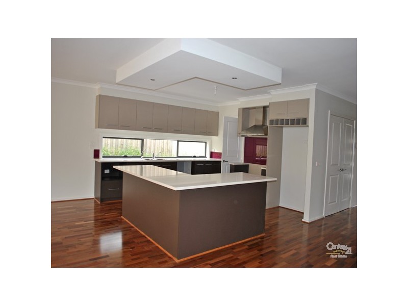 26 Bushlark Street, Berwick VIC 3806