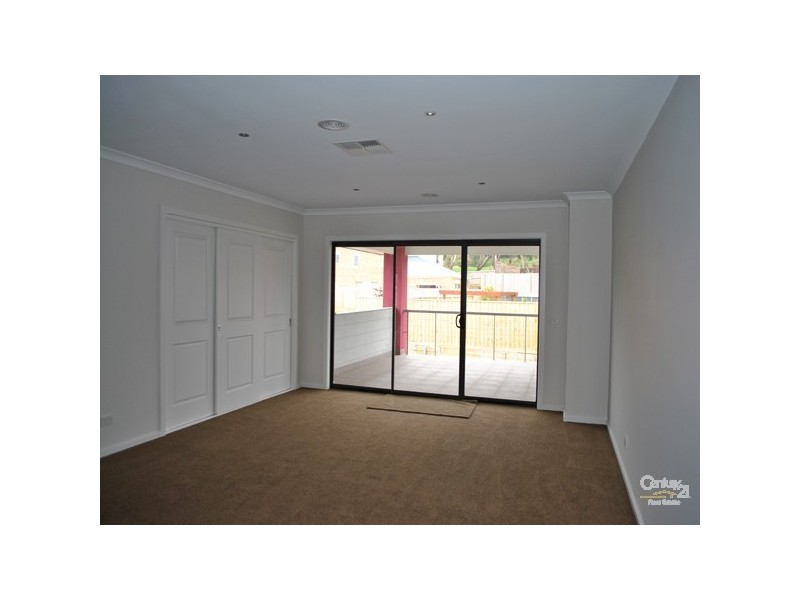 26 Bushlark Street, Berwick VIC 3806