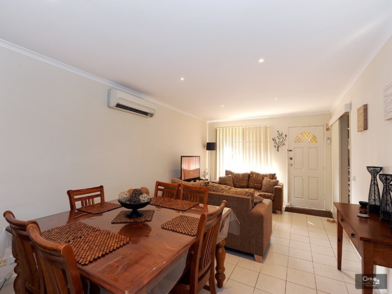 2 Warren Close, Narre Warren VIC 3805