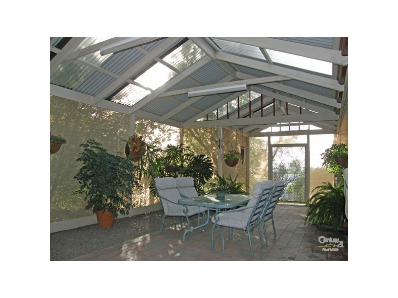 5 Barina Court, Berwick VIC 3806