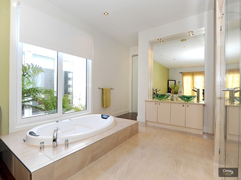 3 Ambrose Court, Berwick VIC 3806