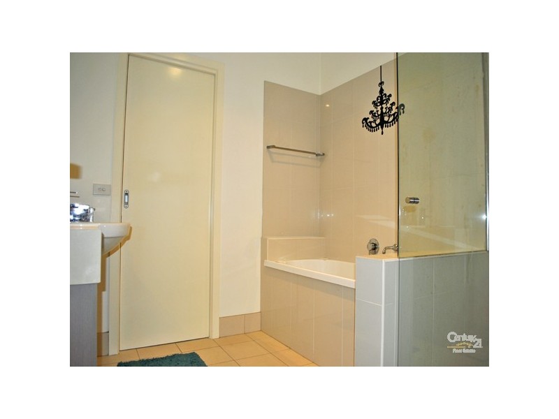 21/21 Kingfisher Drive, Doveton VIC 3177