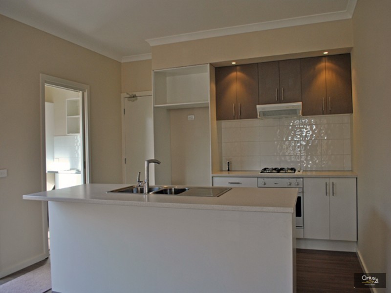 1/9 Slingsby Avenue,, Beaconsfield VIC 3807