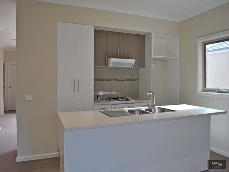 3/9 Slingsby Avenue,, Beaconsfield VIC 3807