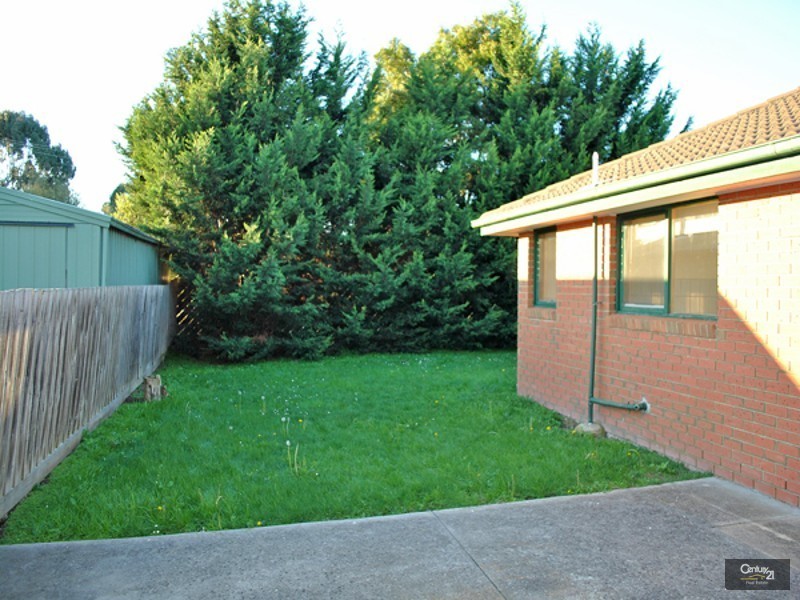 2 Harwood Court, Berwick VIC 3806