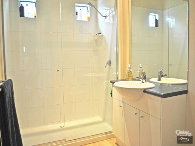 11 Greenhaven Terrace, Berwick VIC 3806