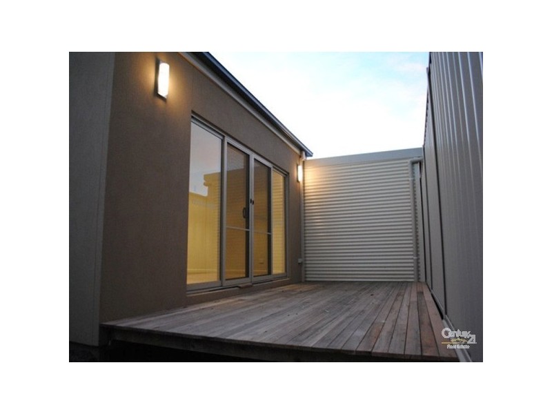 3/9 Slingsby Avenue, Beaconsfield VIC 3807