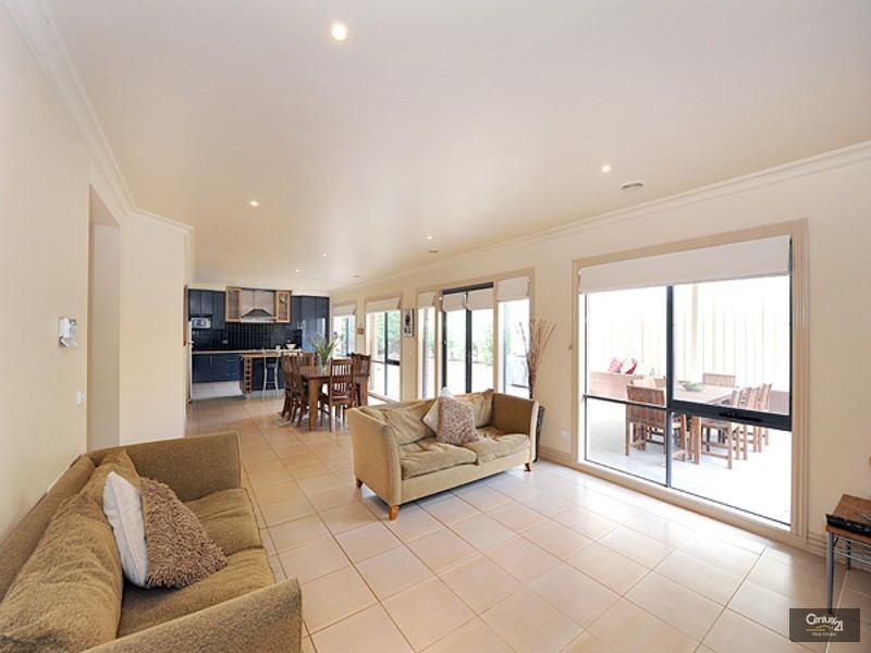 2 Old Trafford, Berwick VIC 3806