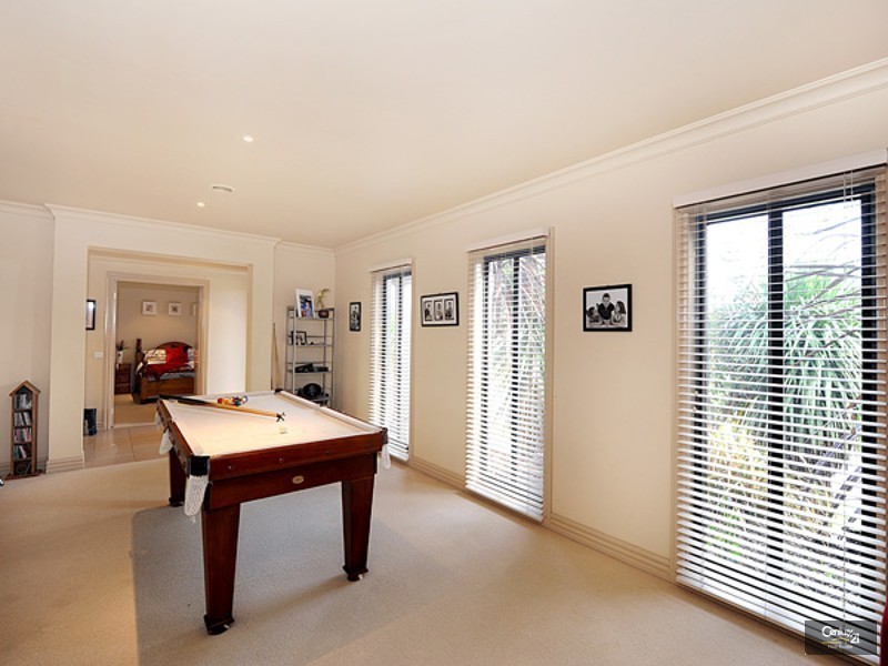 2 Old Trafford, Berwick VIC 3806