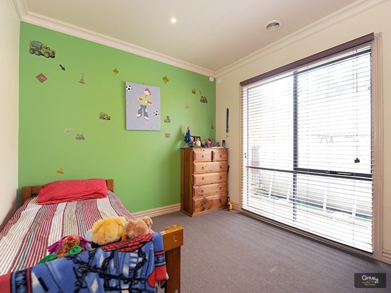 2 Old Trafford, Berwick VIC 3806