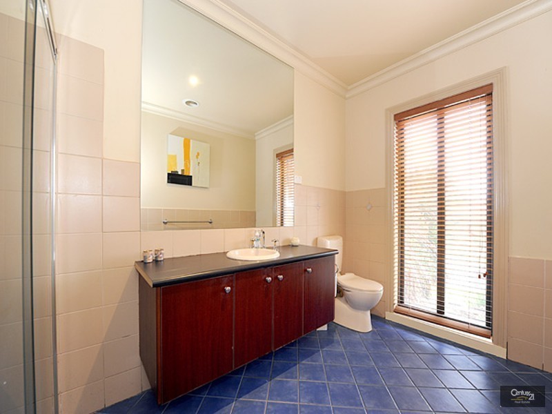 2 Old Trafford, Berwick VIC 3806