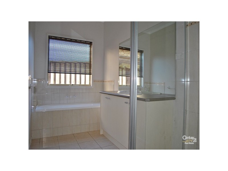 30 Jack William Way, Berwick VIC 3806