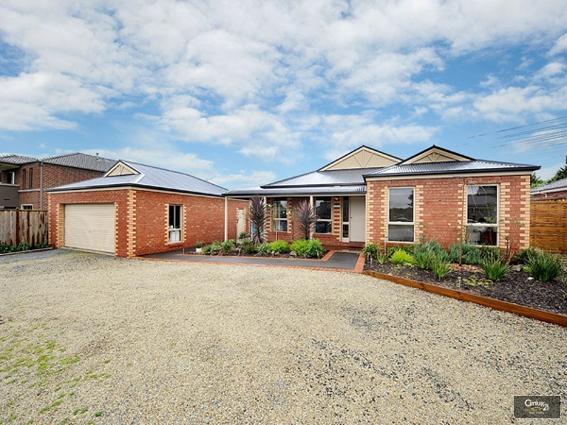 14 Roselea Place, Narre Warren North VIC 3804