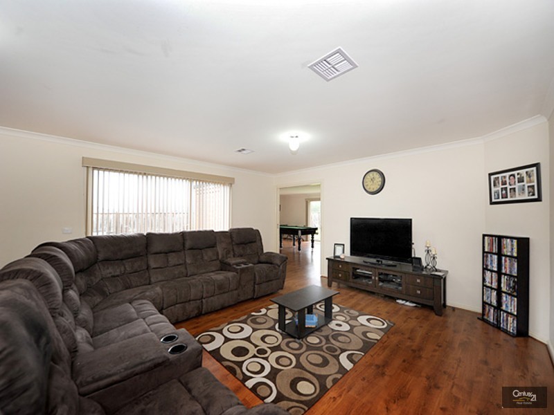 14 Roselea Place, Narre Warren North VIC 3804