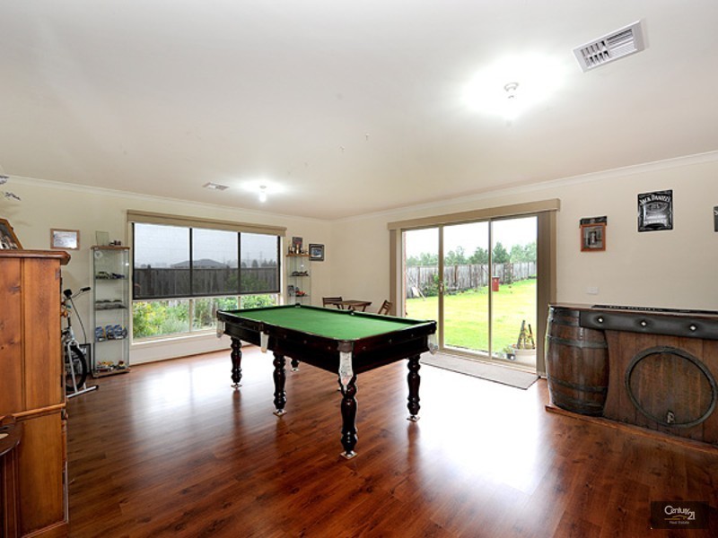 14 Roselea Place, Narre Warren North VIC 3804