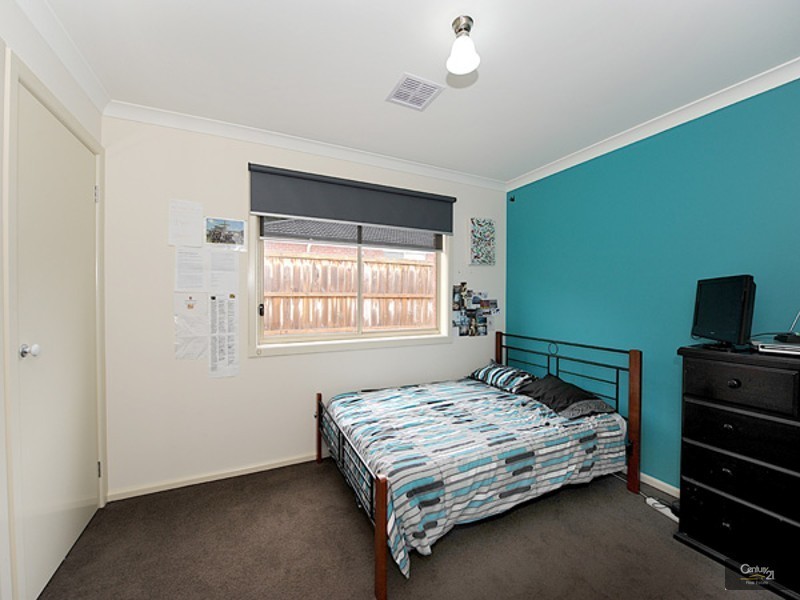 14 Roselea Place, Narre Warren North VIC 3804