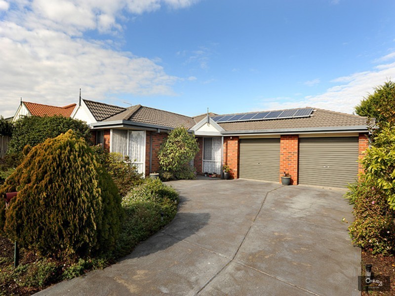 23 Denver Drive, Narre Warren VIC 3805