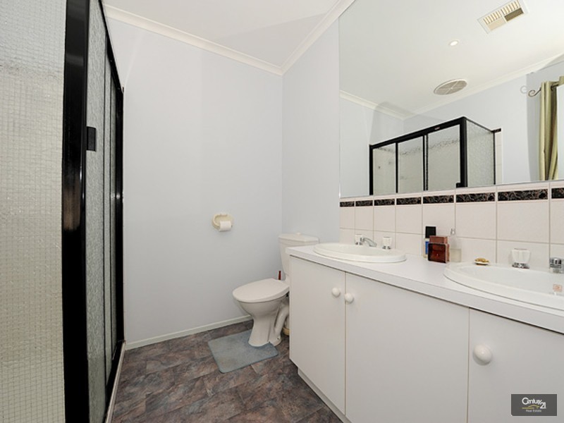 23 Denver Drive, Narre Warren VIC 3805