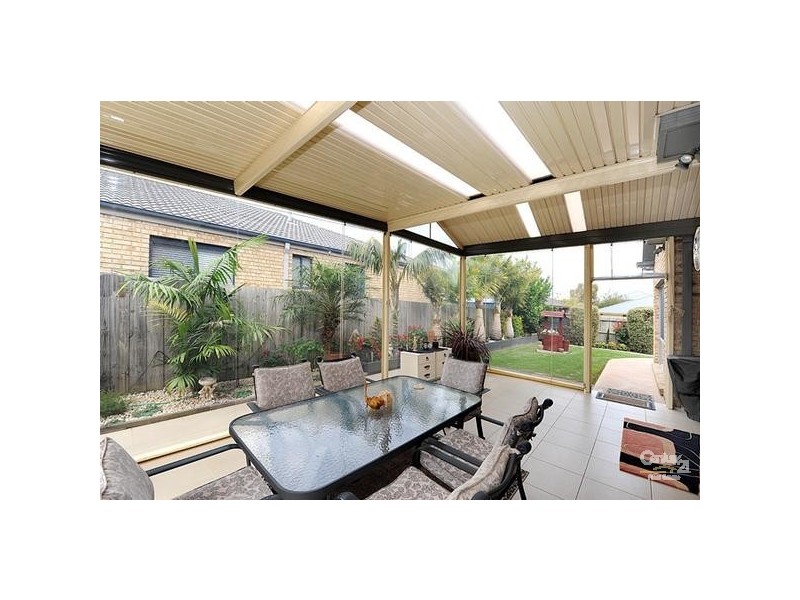 12 McCubbin Way, Berwick VIC 3806