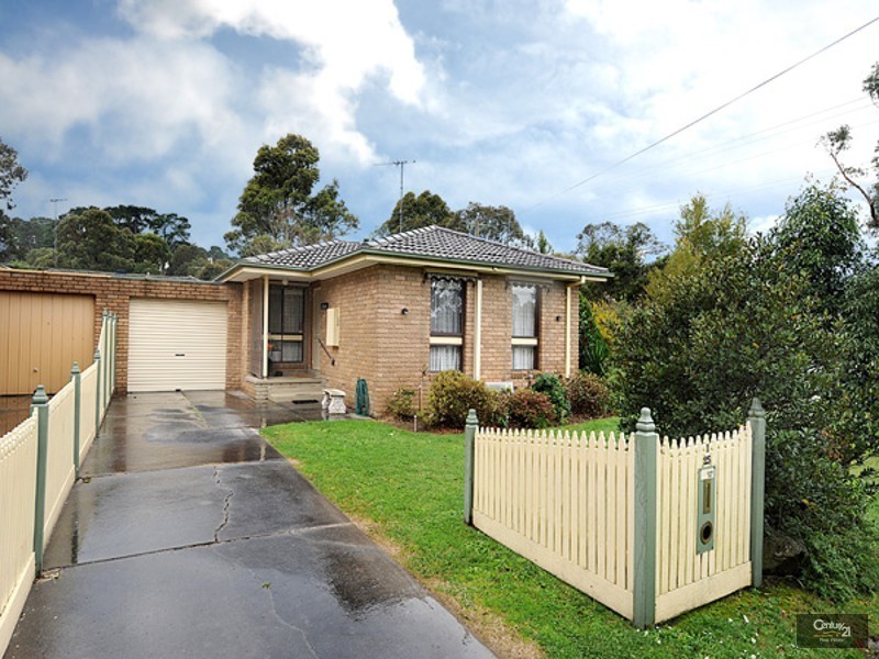 1/25 Manuka Road, Berwick VIC 3806