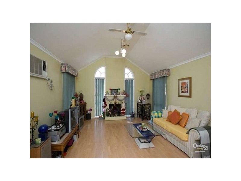 24 Chirnside Drive, Berwick VIC 3806