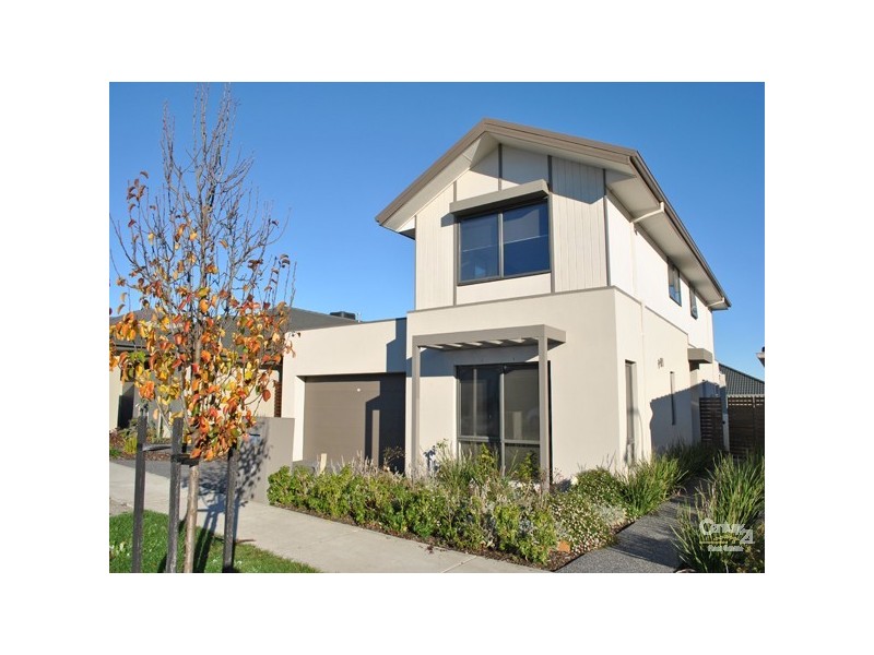 7 Lindeman Street, Berwick VIC 3806