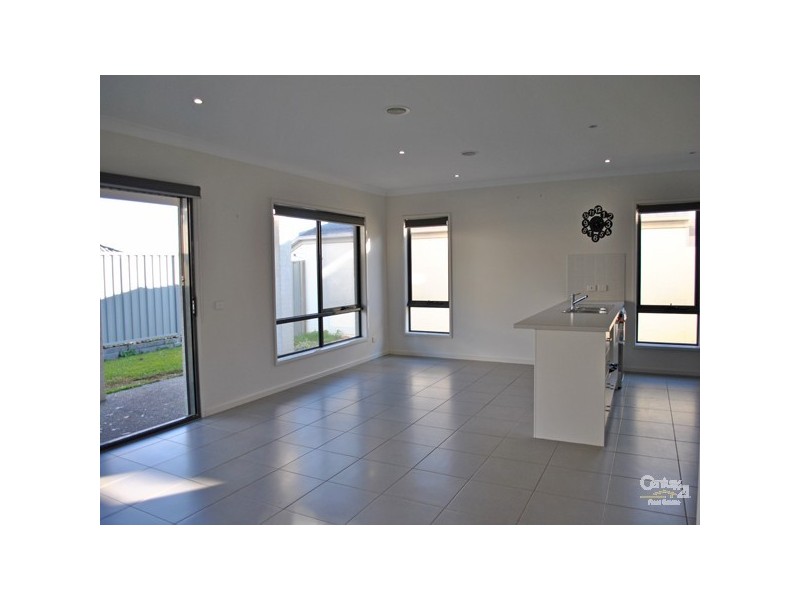 7 Lindeman Street, Berwick VIC 3806