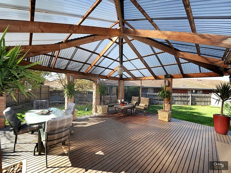 2 Cliveden Close, Narre Warren South VIC 3805