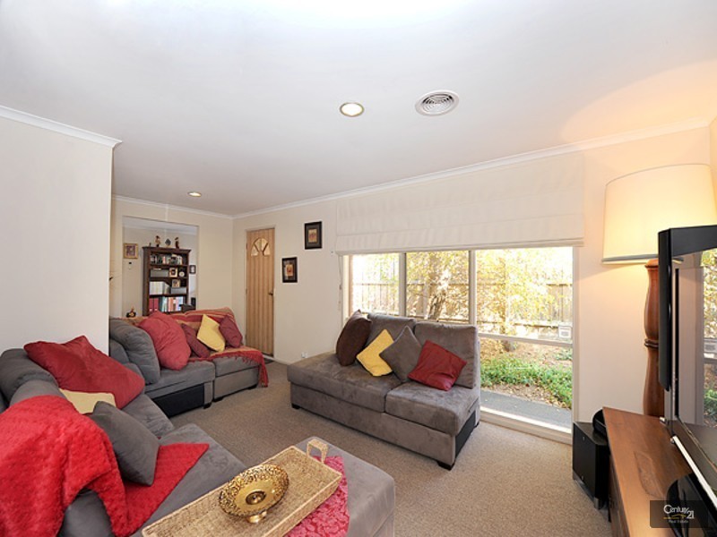 2 Cliveden Close, Narre Warren South VIC 3805